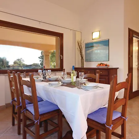 Holiday home 3 Bedroom Lovely Home In Costa Rei -Ca- *