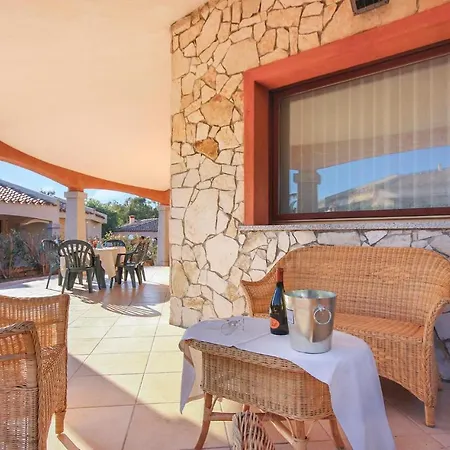 3 Bedroom Lovely In Costa Rei -ca- בית נופש מונטה נאי