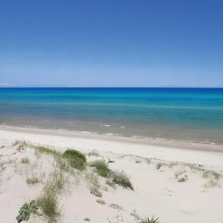 Vakantiehuis 3 Bedroom Lovely In Costa Rei -ca- *